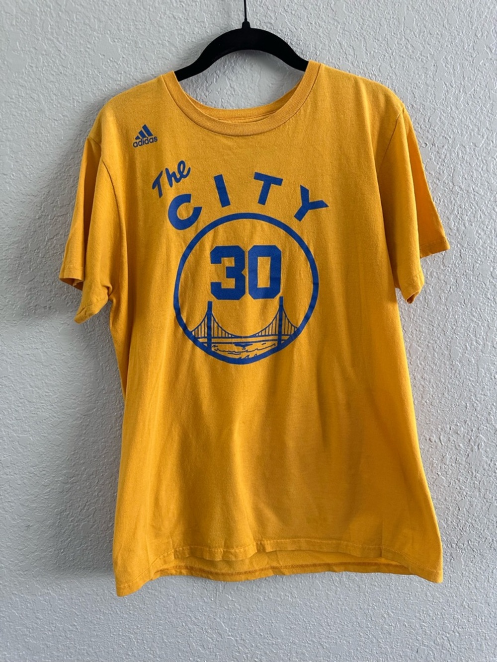 Adidas Golden State Warriors Curry 30 The City T Shirt Mens Medium Yellow NBA